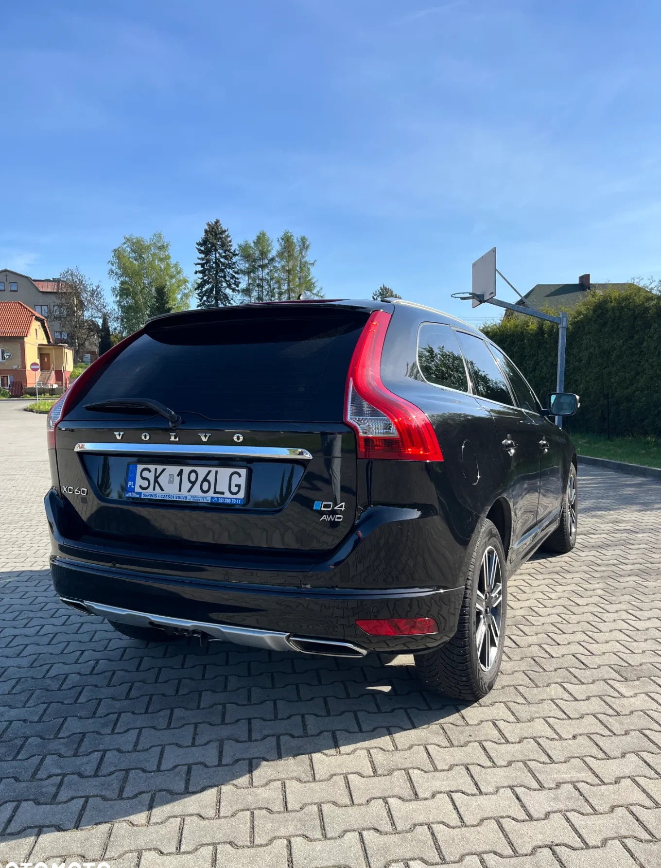 Volvo XC 60 cena 79000 przebieg: 206000, rok produkcji 2017 z Rybnik małe 466